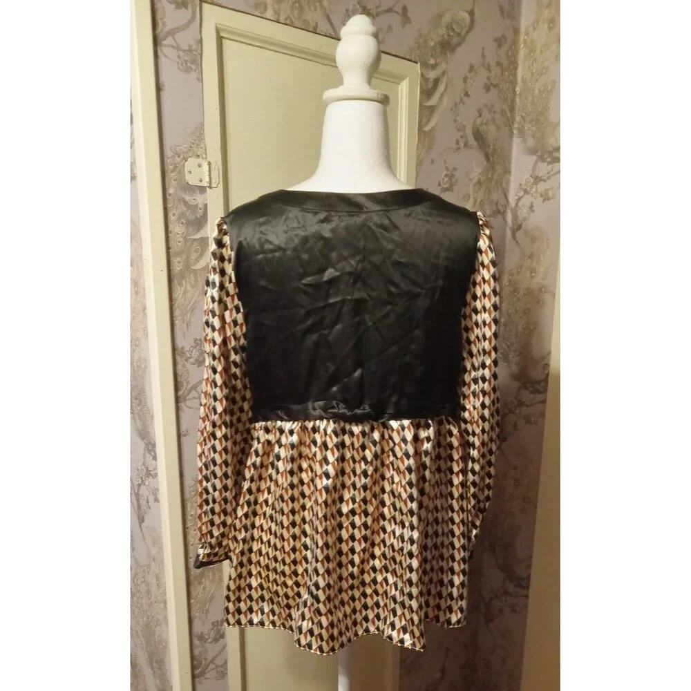 Studio M 100% Silk Blouse Medium - Picture 2 of 11